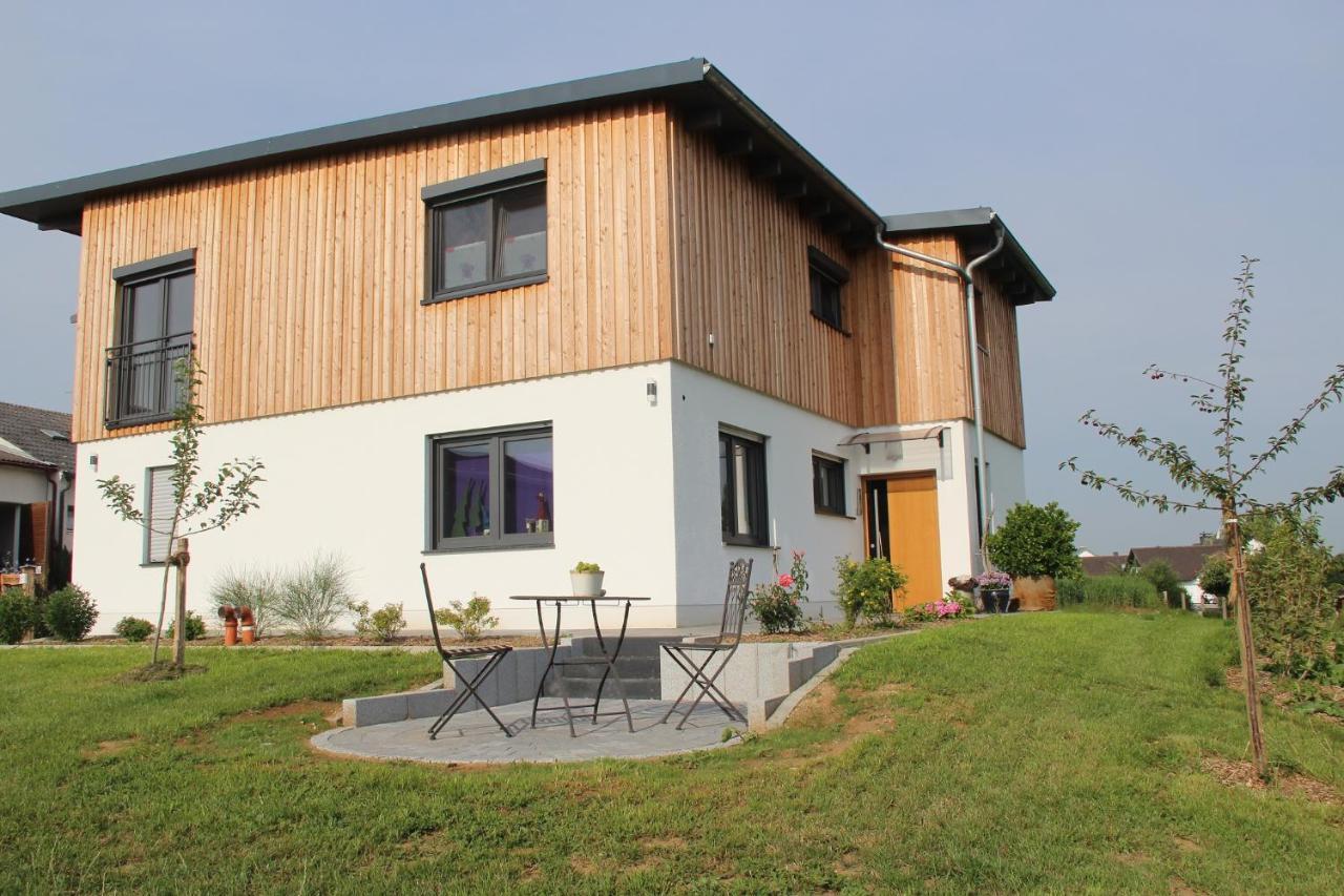 Ferienwohnungen "Blumenwiese" Dillingen an der Donau Luaran gambar
